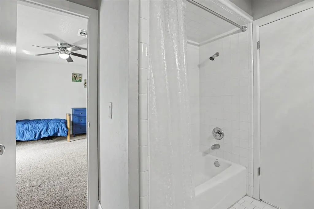 Photo 26 — 5620 valley Way, Oklahoma City, OK 73150