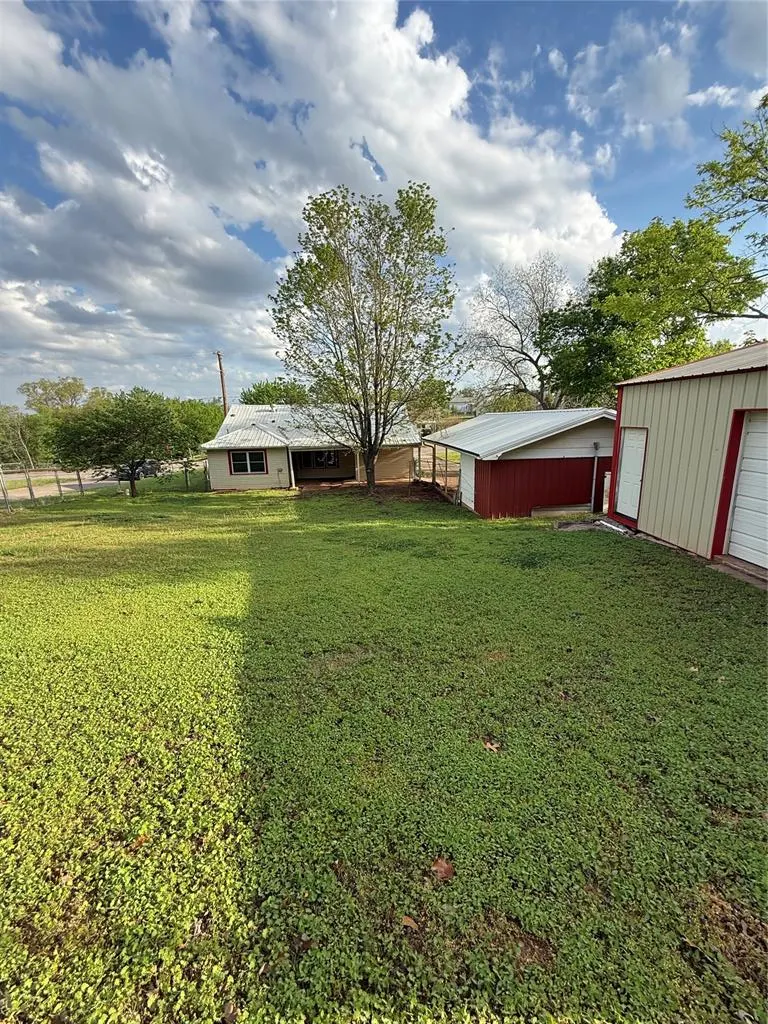 Photo 19 — 323 W 6th Street, Chandler, OK 74834