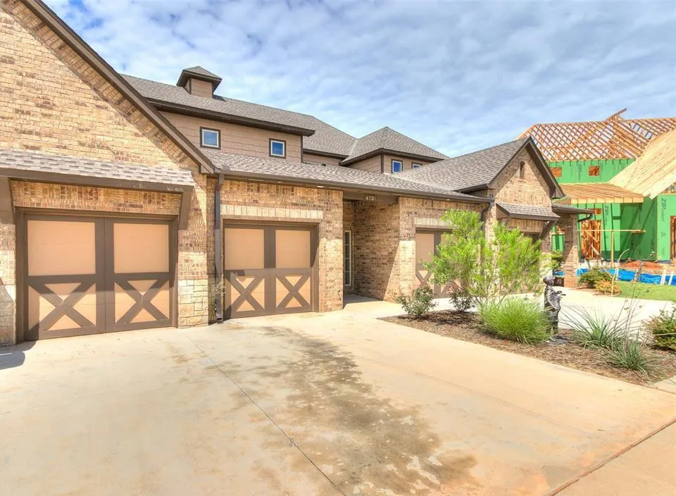 Photo 2 — 4701 Stelens Court, Norman, OK 73071
