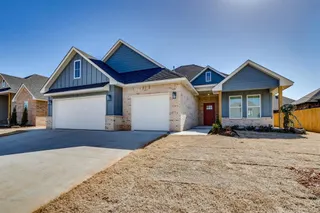 Sold home at 11712 NW 106th Street