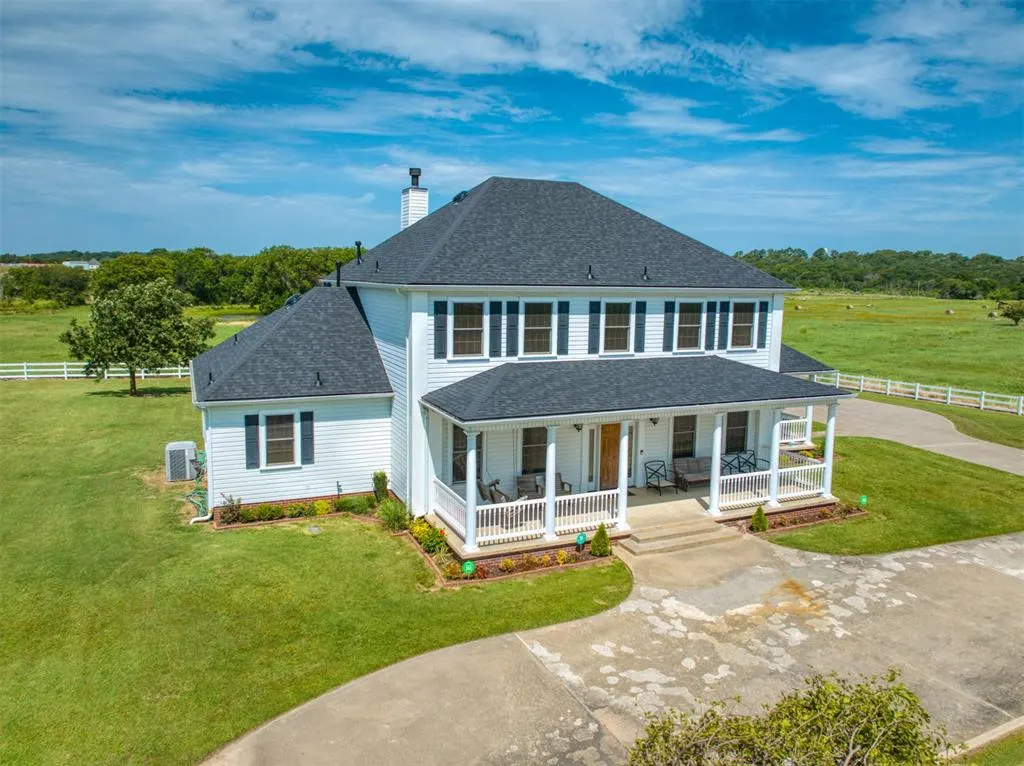 Front exterior — 3461 N 3735 Road, Holdenville, OK 74848