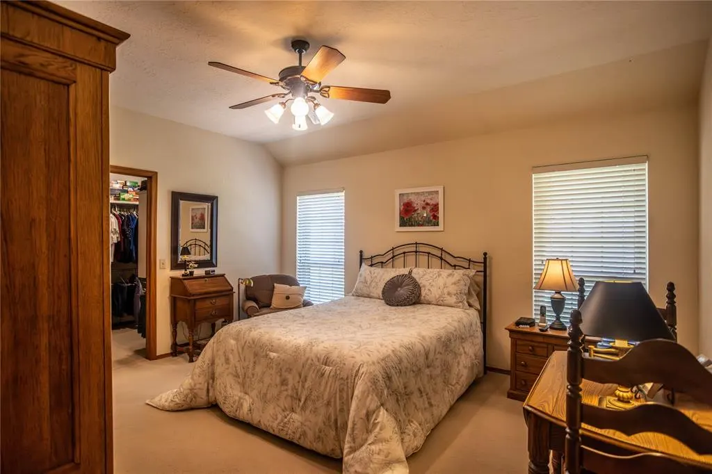 Photo 13 — 1828 Linwood, Weatherford, OK 73096