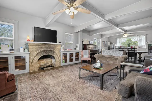 Photo 4 — 302 E Cherokee Street, Wynnewood, OK 73098