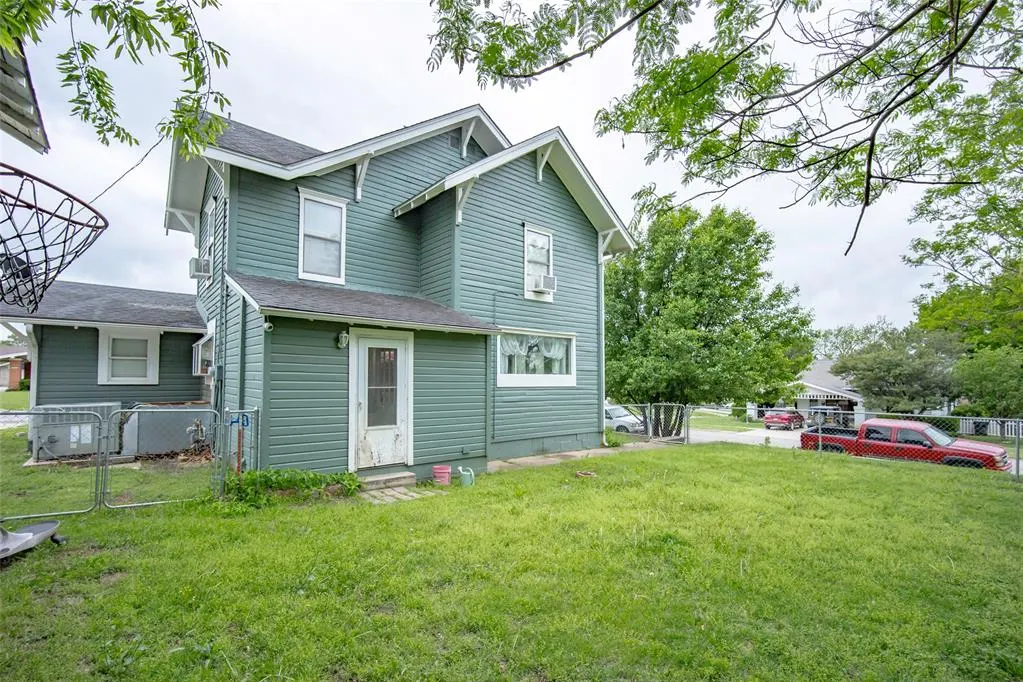 Photo 27 — 302 E Cherokee Street, Wynnewood, OK 73098