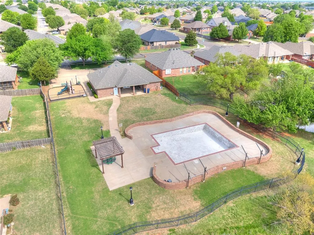 Photo 49 — 16108 Bravado Place, Edmond, OK 73013