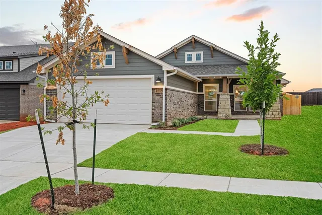 Photo 2 — 4009 NW 176th Street, Edmond, OK 73012