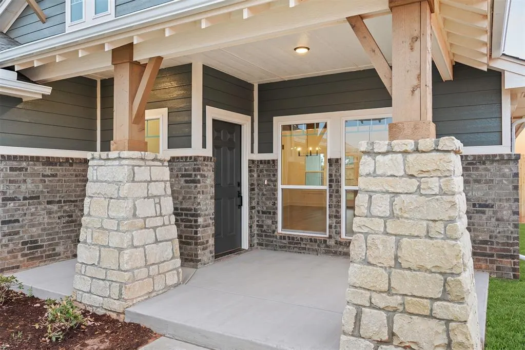 Photo 3 — 4009 NW 176th Street, Edmond, OK 73012