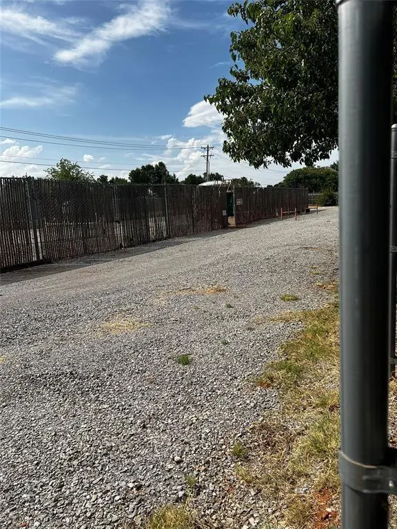 Photo 2 — 13309 Baldwin Drive, Oklahoma City, OK 73142