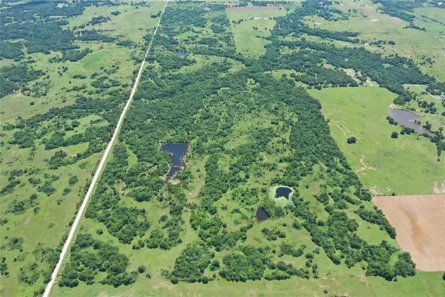 Front exterior — 3210 N County Road Tract 11, Pauls Valley, OK 73433
