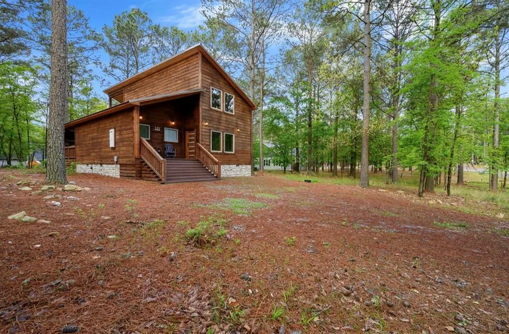 Front exterior — 102 Love Boat Lane, Broken Bow, OK 74728