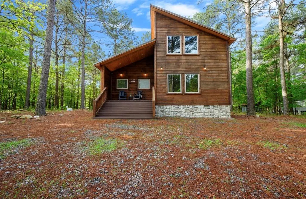 Photo 3 — 102 Love Boat Lane, Broken Bow, OK 74728
