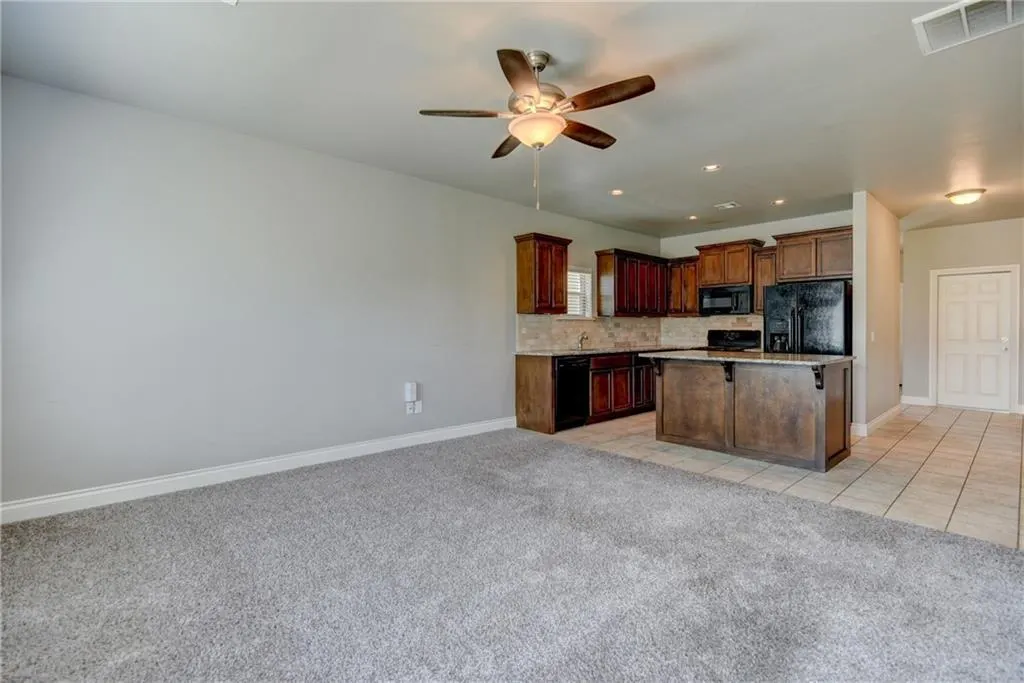 Photo 5 — 17620 Hampton Park Drive A + B, Edmond, OK 73012