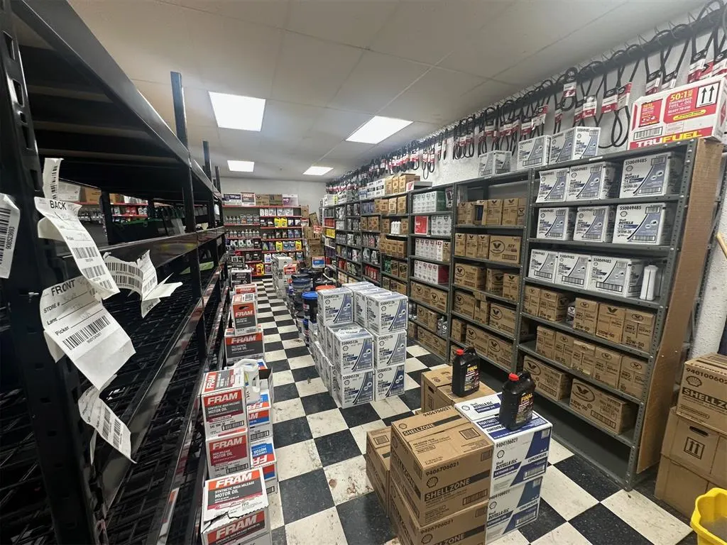 Photo 19 — 1017 N Washington Street, Ardmore, OK 73401