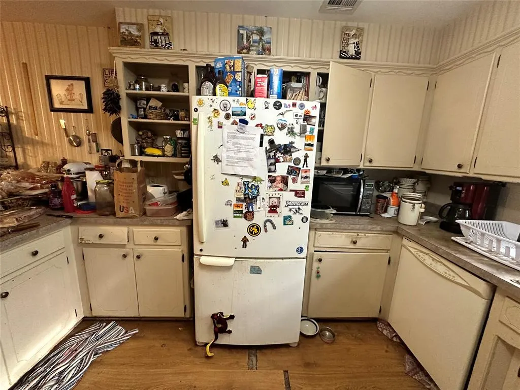 Photo 8 — 4520 NW 46th Street, Warr Acres, OK 73122