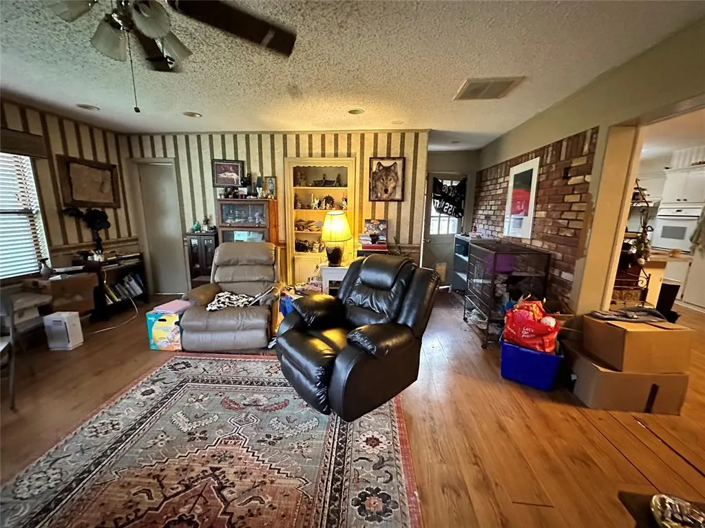 Photo 10 — 4520 NW 46th Street, Warr Acres, OK 73122