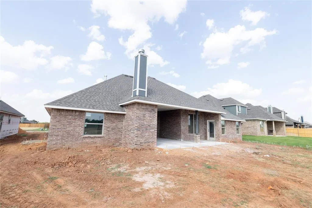 Photo 36 — 824 Peony Place, Edmond, OK 73034