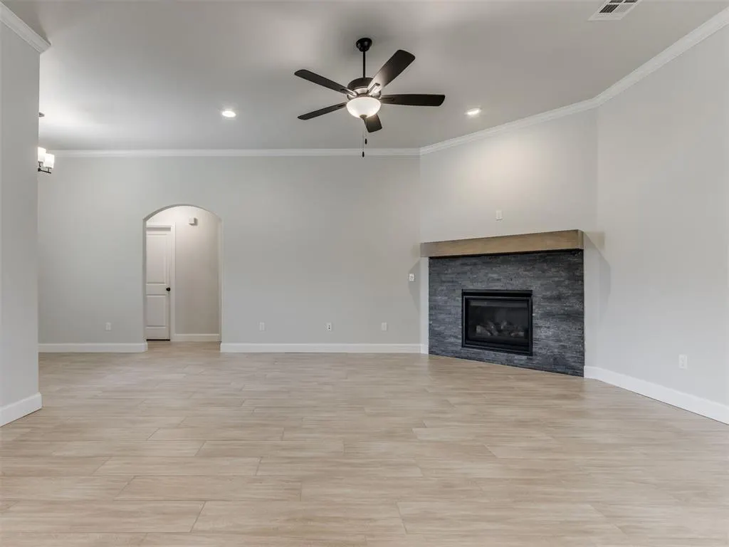 Photo 25 — 7701 Wilshire Woods Drive, Yukon, OK 73099