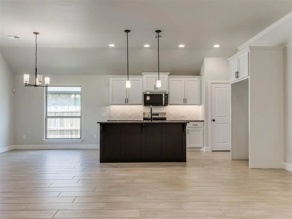 Photo 27 — 7701 Wilshire Woods Drive, Yukon, OK 73099