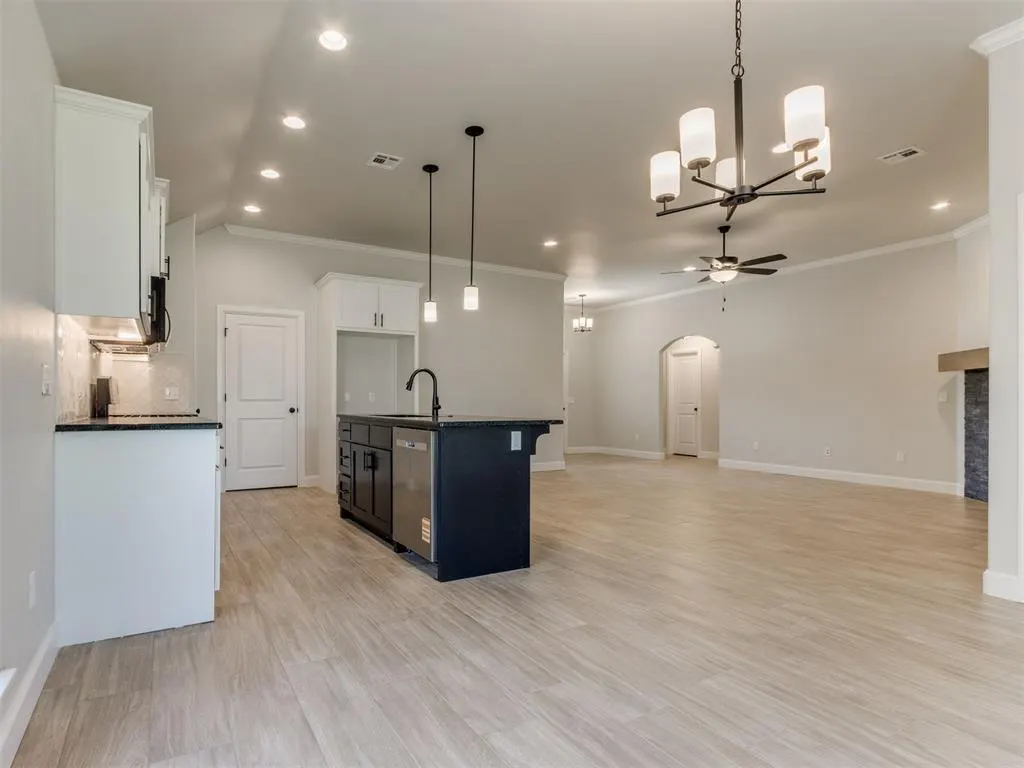Photo 29 — 7701 Wilshire Woods Drive, Yukon, OK 73099