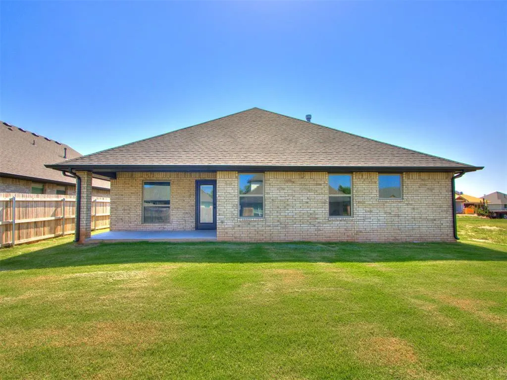 Photo 40 — 7701 Wilshire Woods Drive, Yukon, OK 73099
