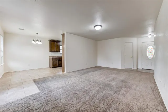 Photo 7 — 8501 Durland Way, Oklahoma City, OK 73114