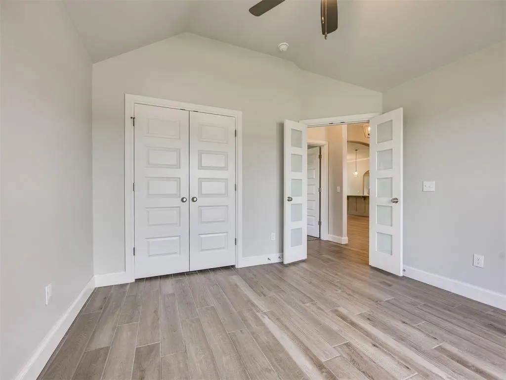 Photo 9 — 7608 Three Woods Lane, Yukon, OK 73099