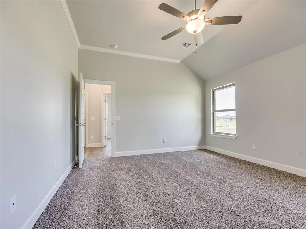 Photo 14 — 7608 Three Woods Lane, Yukon, OK 73099