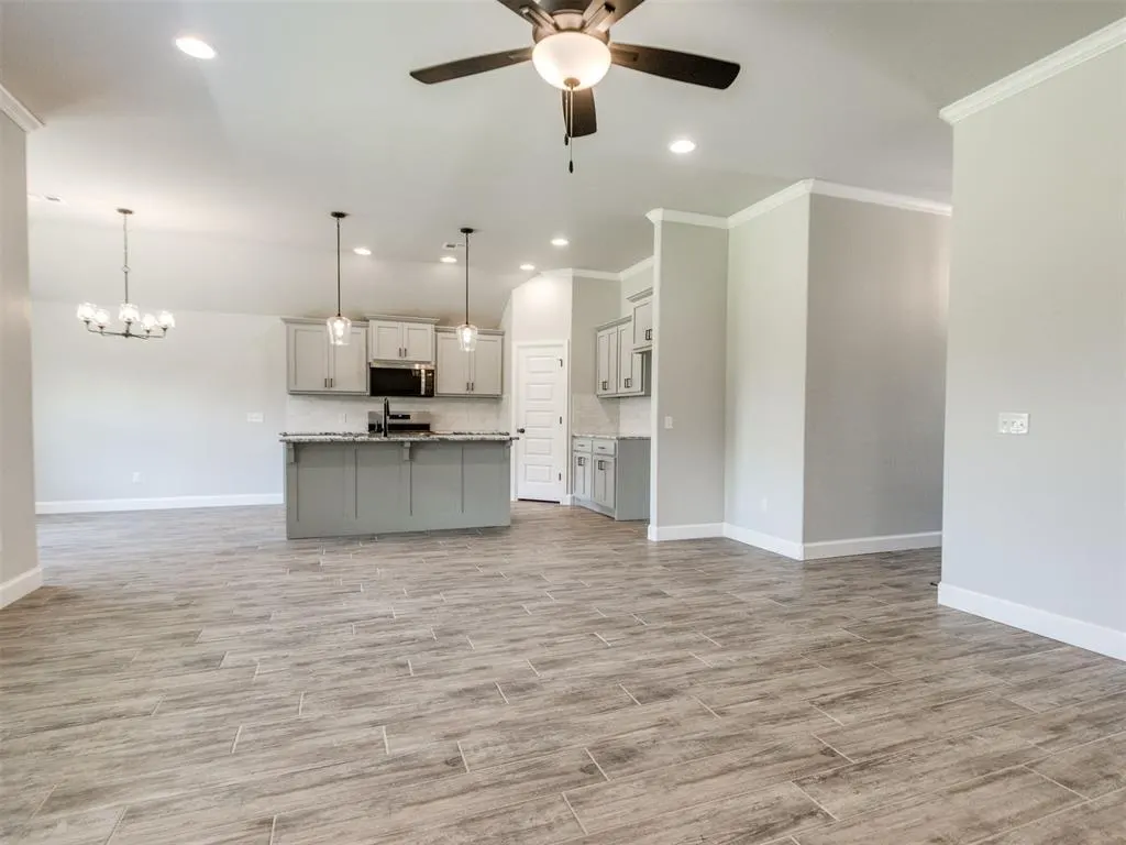 Photo 25 — 9416 NW 75th Street, Yukon, OK 73099