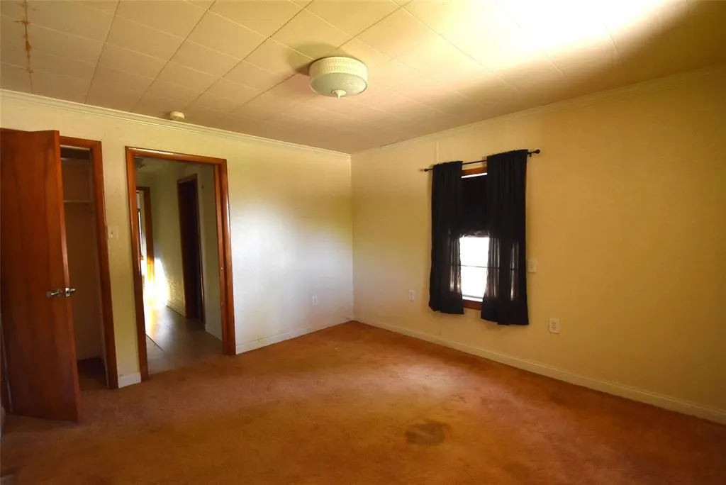 Photo 28 — 518 W Main Street, Maud, OK 74854