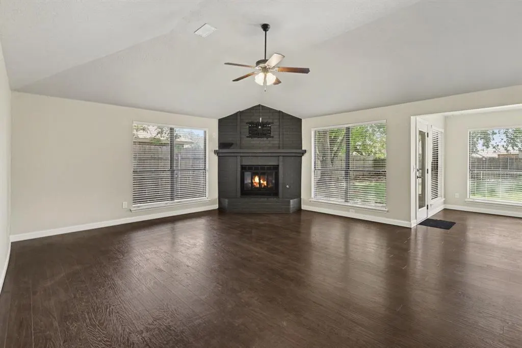 Photo 3 — 1820 Zion Place, Edmond, OK 73003