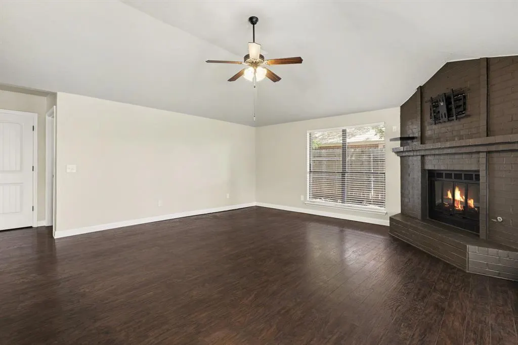 Photo 5 — 1820 Zion Place, Edmond, OK 73003