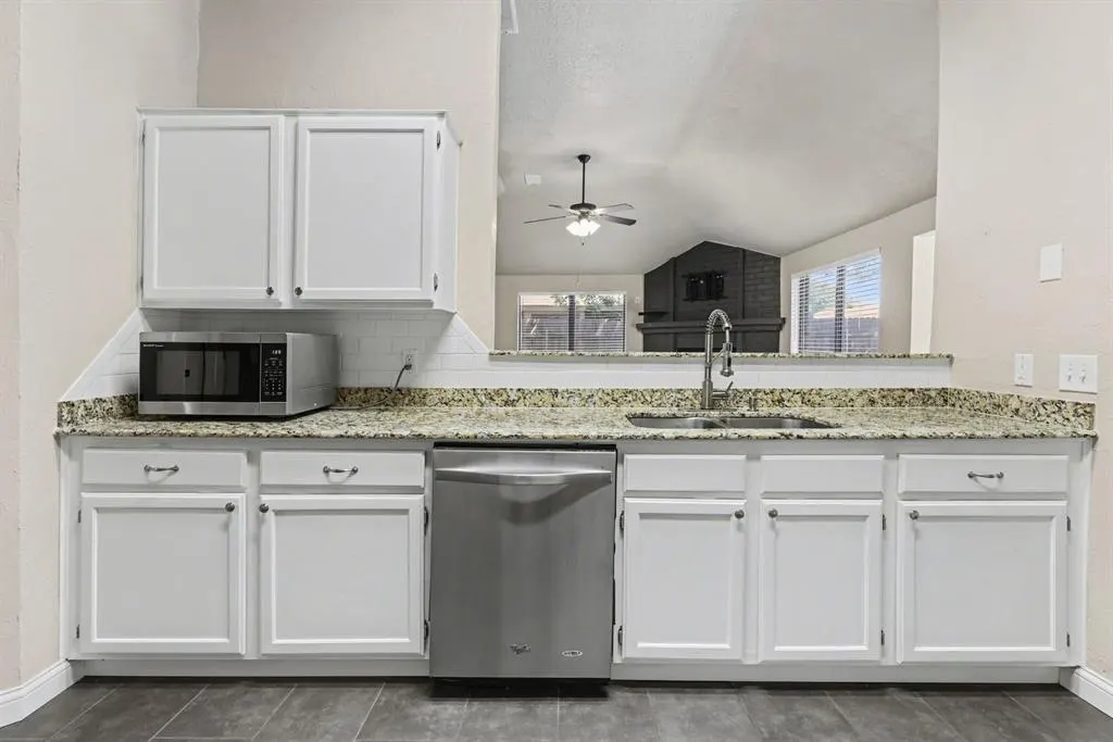 Photo 8 — 1820 Zion Place, Edmond, OK 73003