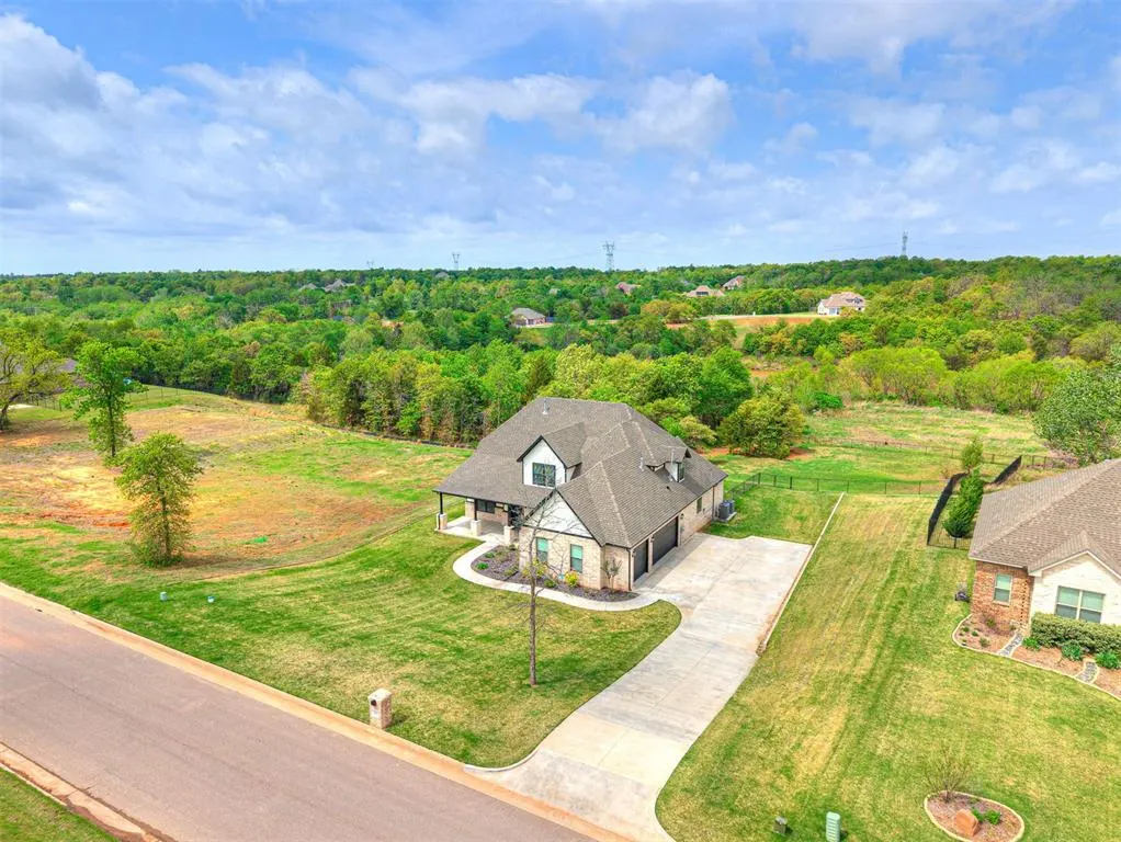 Photo 43 — 5017 Asheville Way, Choctaw, OK 73020