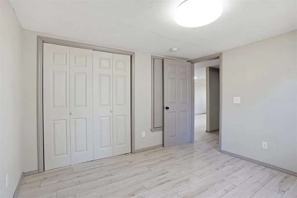 Photo 26 — 819 W 9th Street, Elk City, OK 73644