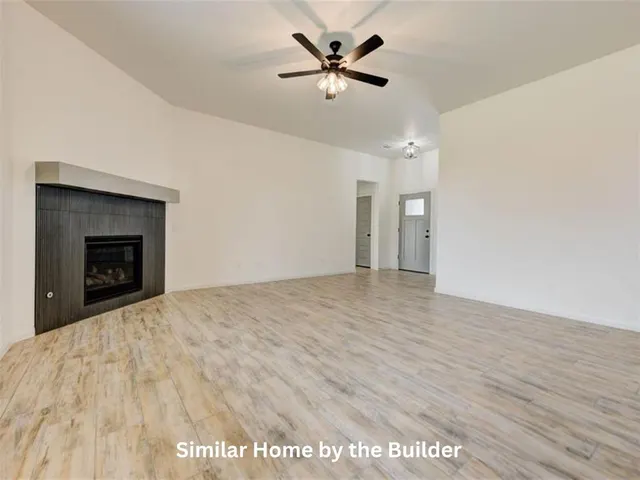 Photo 4 — 1952 W Flintlock Way, Mustang, OK 73064