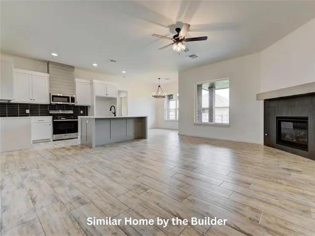 Photo 6 — 1952 W Flintlock Way, Mustang, OK 73064