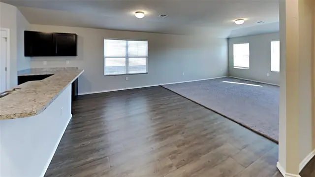 Photo 3 — 11748 NW 99th Terrace, Yukon, OK 73099