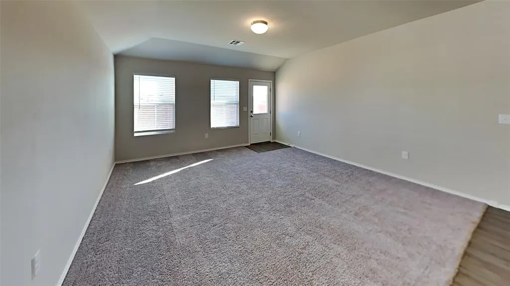 Photo 7 — 11748 NW 99th Terrace, Yukon, OK 73099