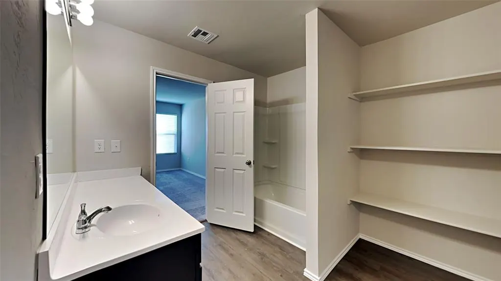 Photo 10 — 11748 NW 99th Terrace, Yukon, OK 73099