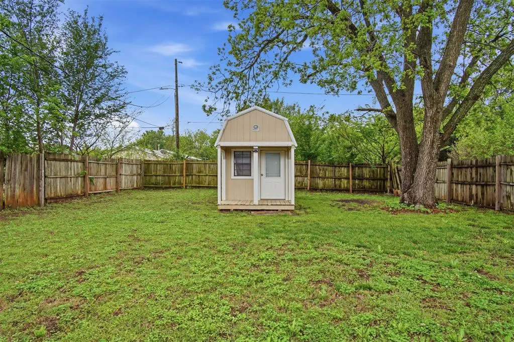 Photo 18 — 707 W 7th Street, Shawnee, OK 74801