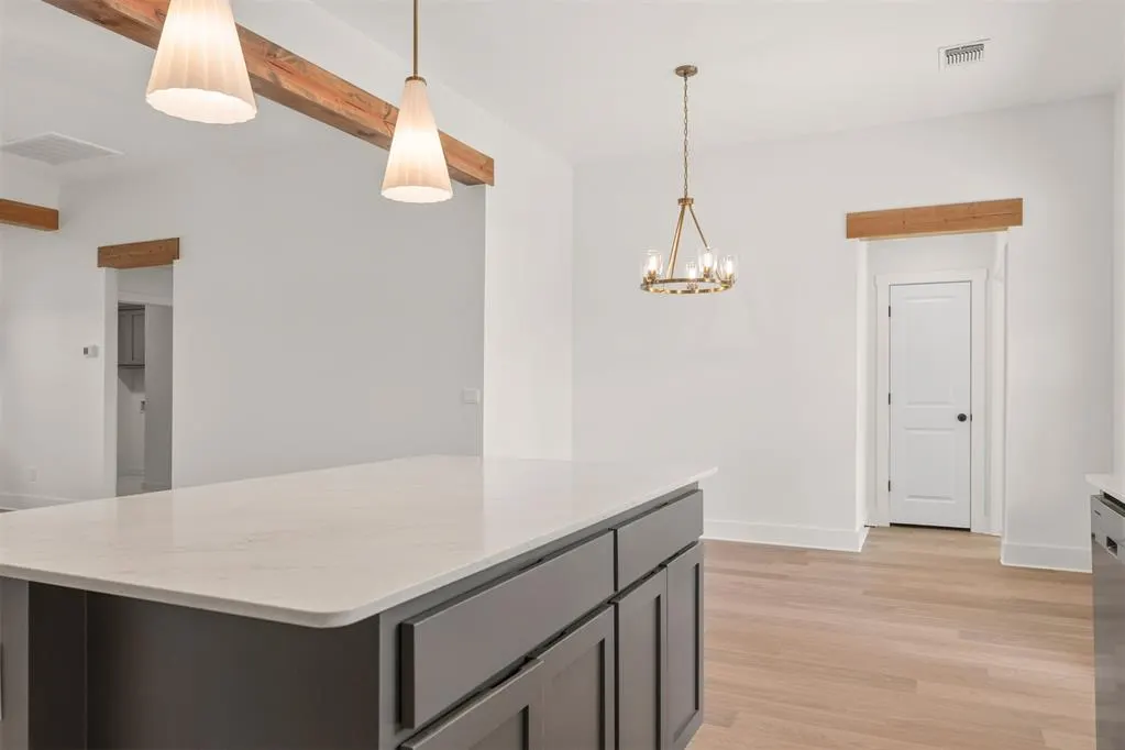 Photo 10 — 3711 Eureka Drive, Norman, OK 73069