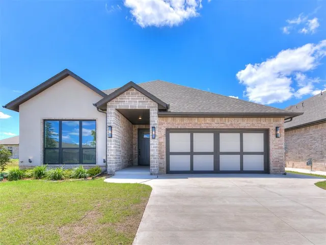 Photo 4 — 13401 Porto Lane, Oklahoma City, OK 73170