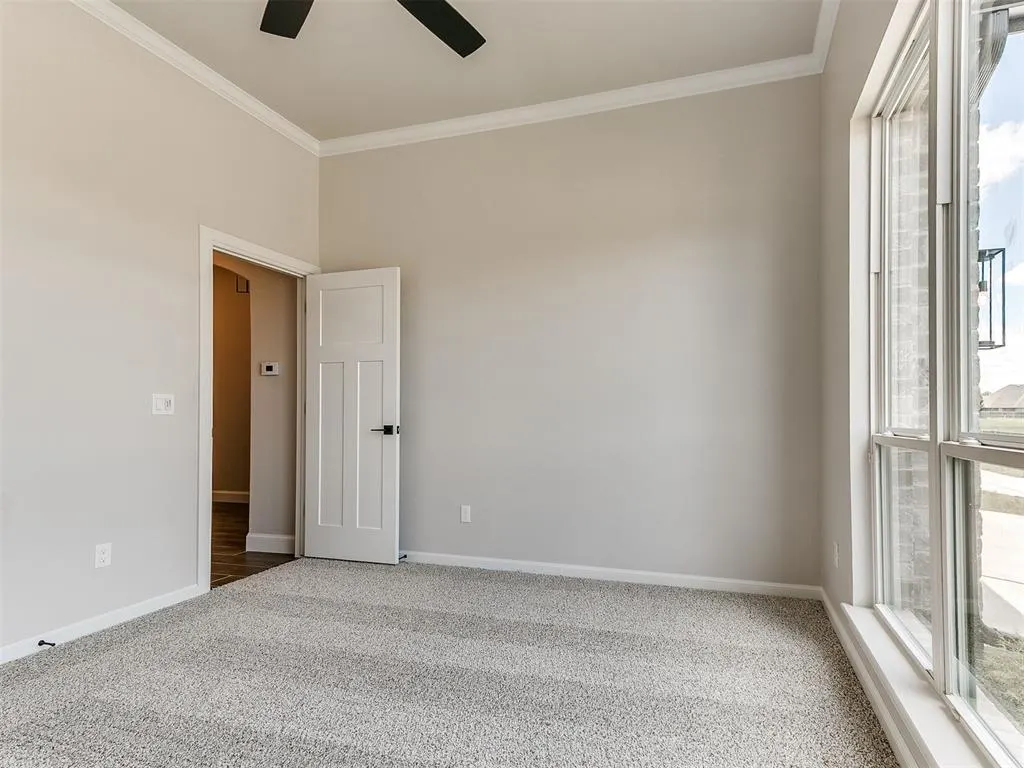 Photo 8 — 13401 Porto Lane, Oklahoma City, OK 73170