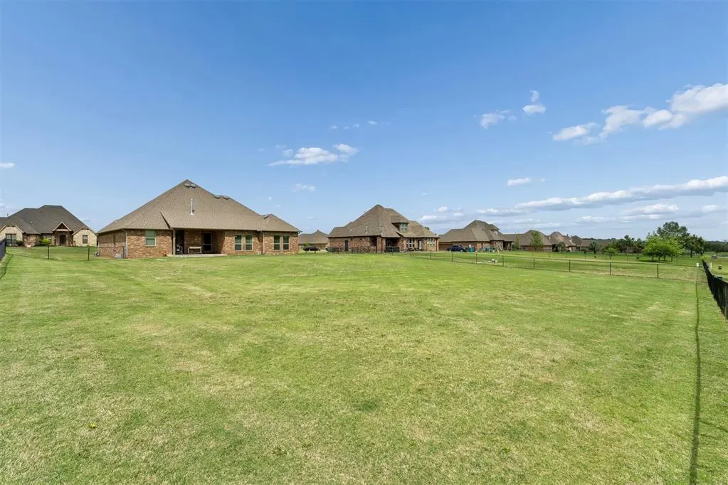 Photo 46 — 752 Sterling Drive, Choctaw, OK 73020