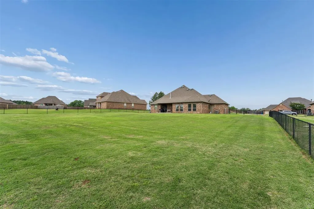 Photo 47 — 752 Sterling Drive, Choctaw, OK 73020