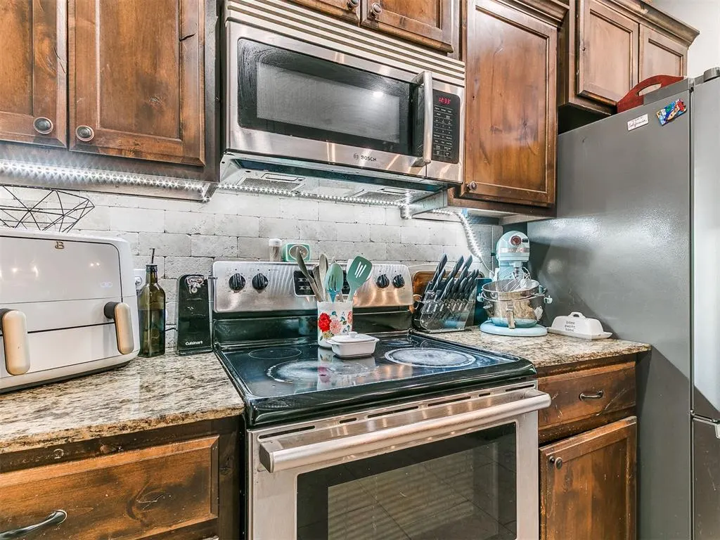 Photo 13 — 13102 S Midwest Boulevard, Edmond, OK 73034