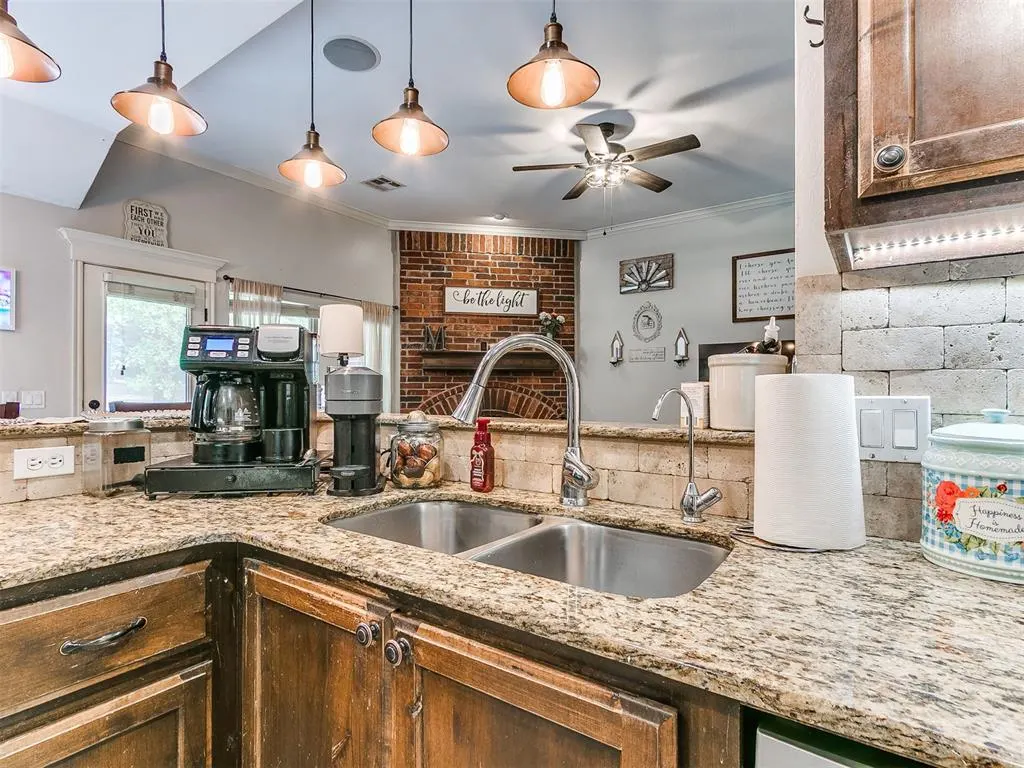 Photo 14 — 13102 S Midwest Boulevard, Edmond, OK 73034