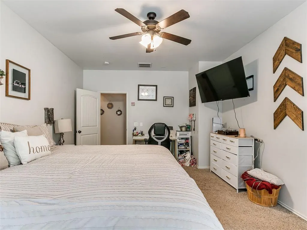 Photo 16 — 13102 S Midwest Boulevard, Edmond, OK 73034