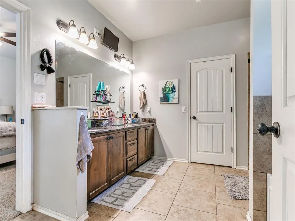 Photo 18 — 13102 S Midwest Boulevard, Edmond, OK 73034