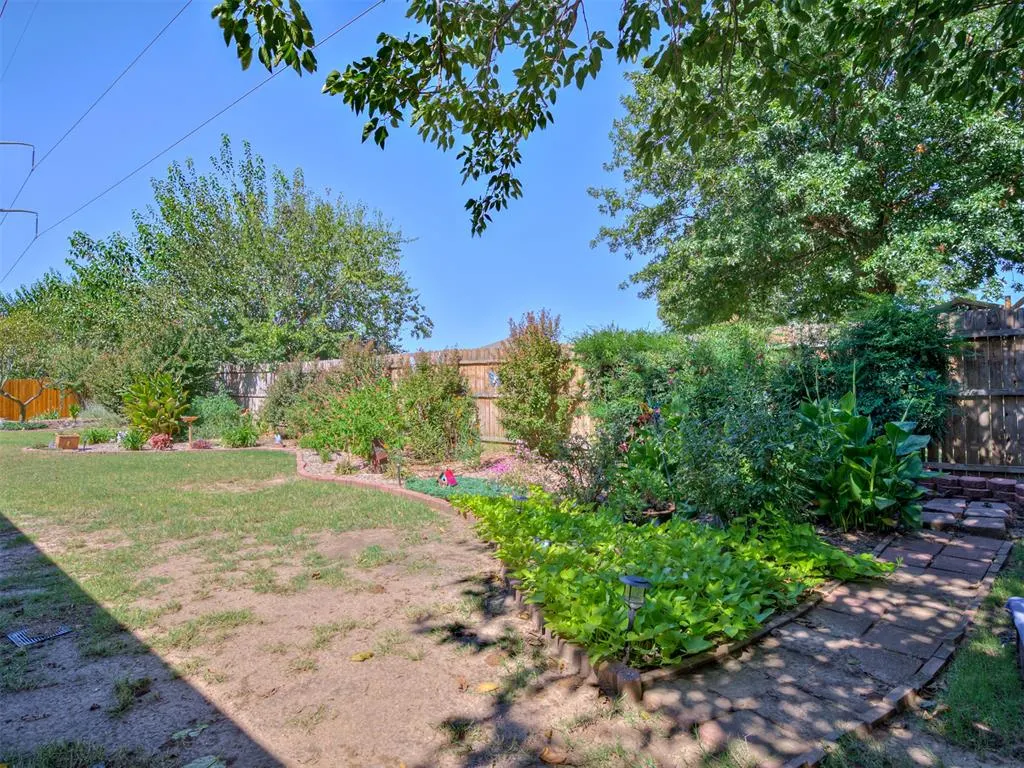Photo 35 — 225 SE 27th Street, Moore, OK 73160